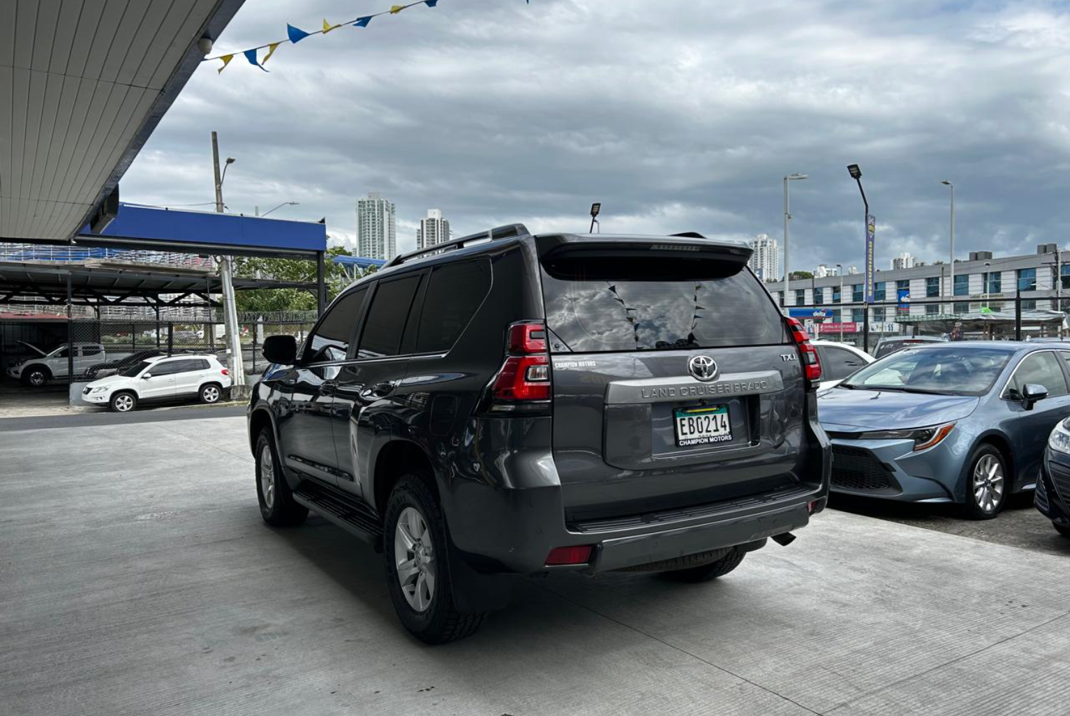 Toyota Prado 2020 Automático color Gris, Imagen #6
