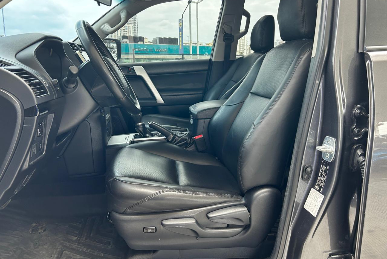 Toyota Prado 2020 Automático color Gris, Imagen #8