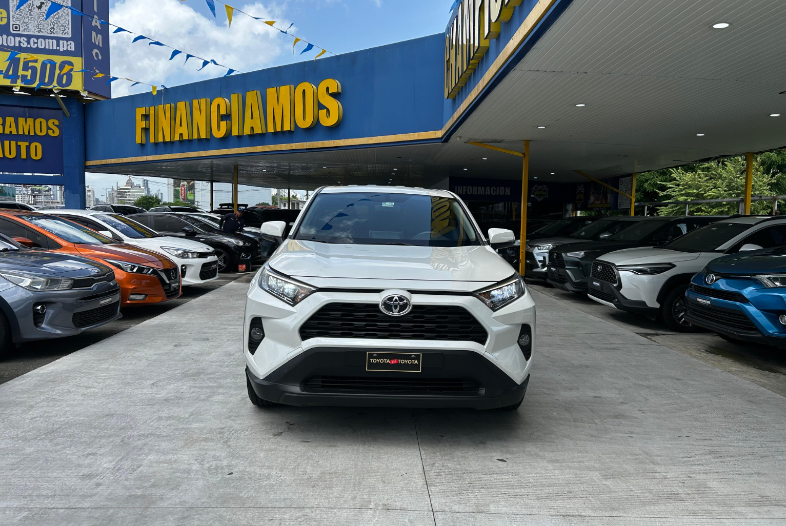 Toyota RAV4 2020 Automático color Blanco, Imagen #2