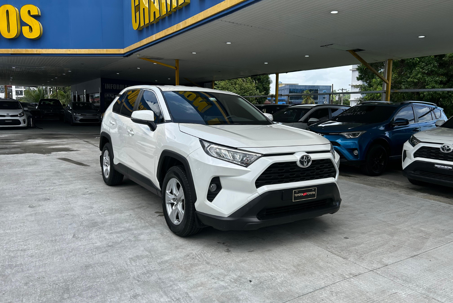 Toyota RAV4 2020 Automático color Blanco, Imagen #3