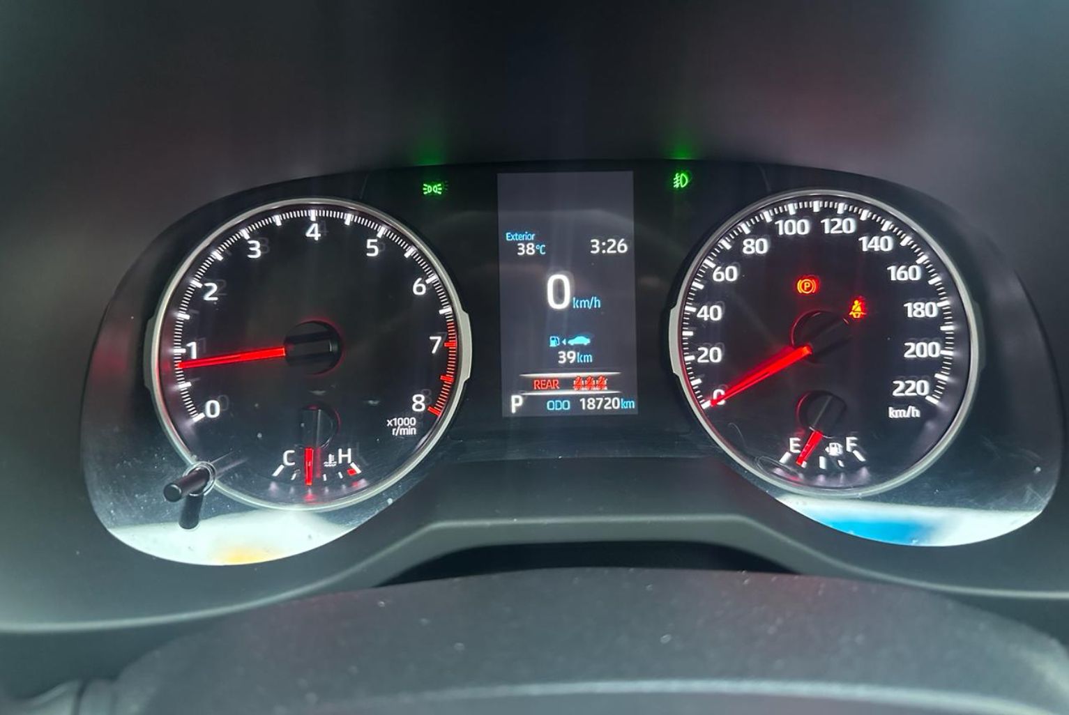 Toyota RAV4 2022, Foto 12