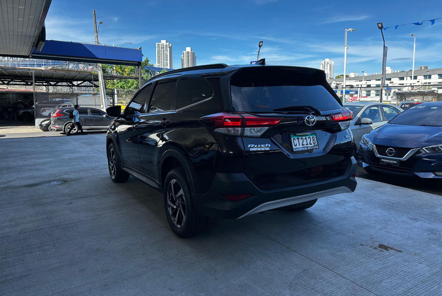Toyota Rush 2019 Automático color Negro, Imagen #6