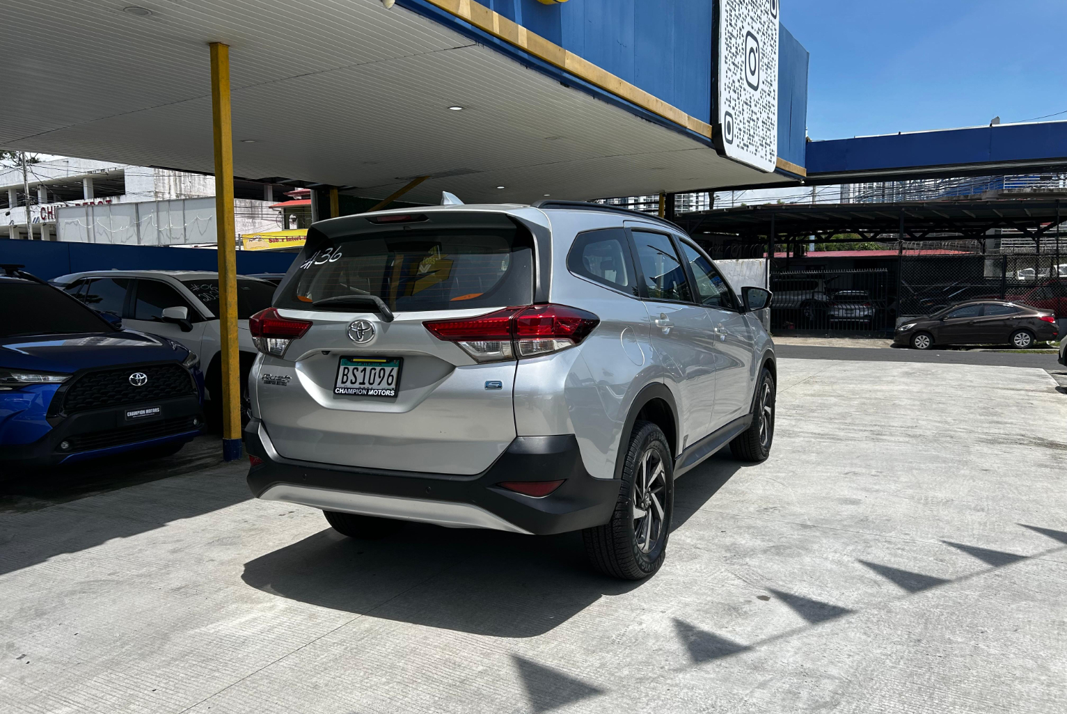 Toyota Rush 2019 Manual color Plateado, Imagen #4