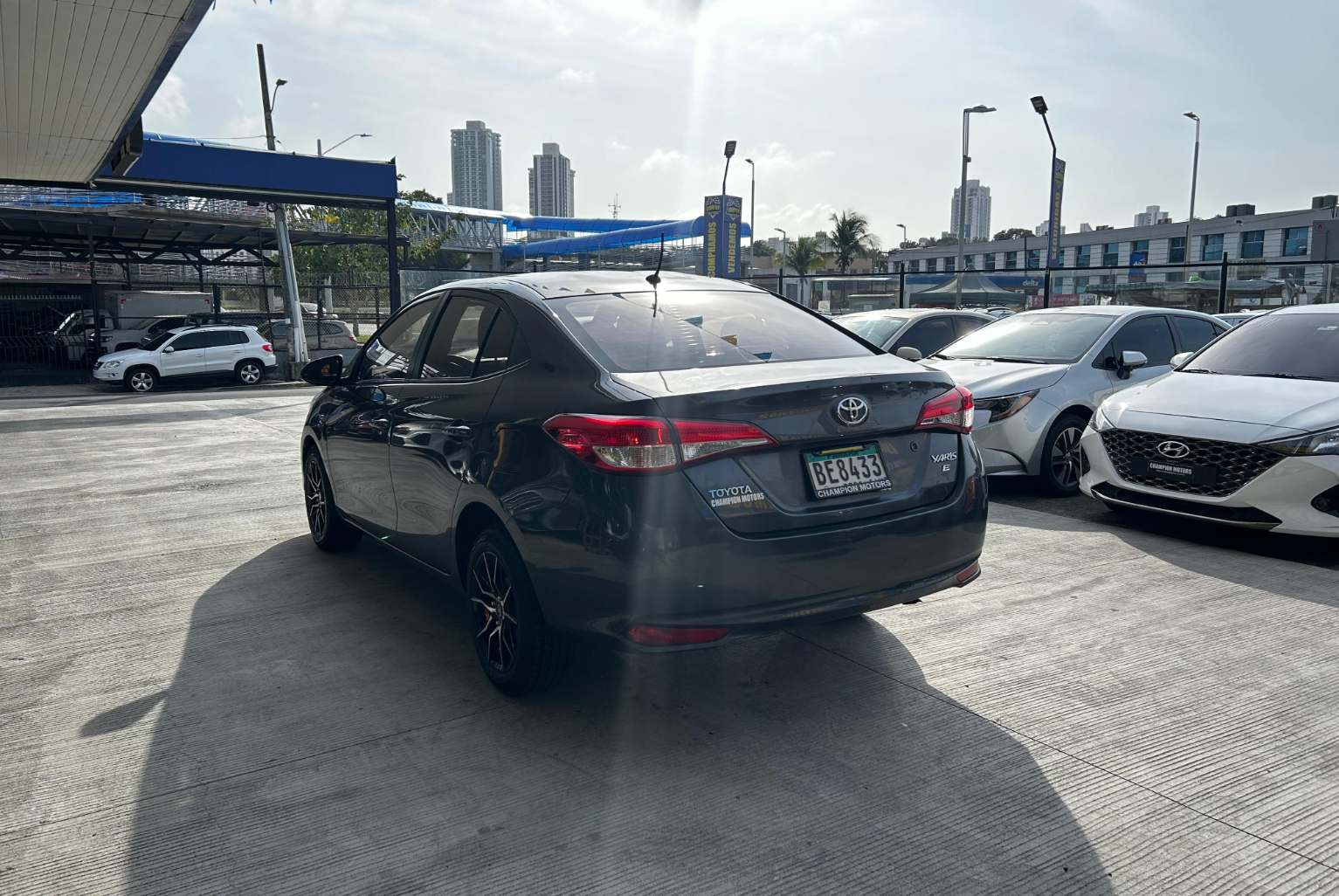 Toyota Yaris 2018 Automático color Gris, Imagen #6