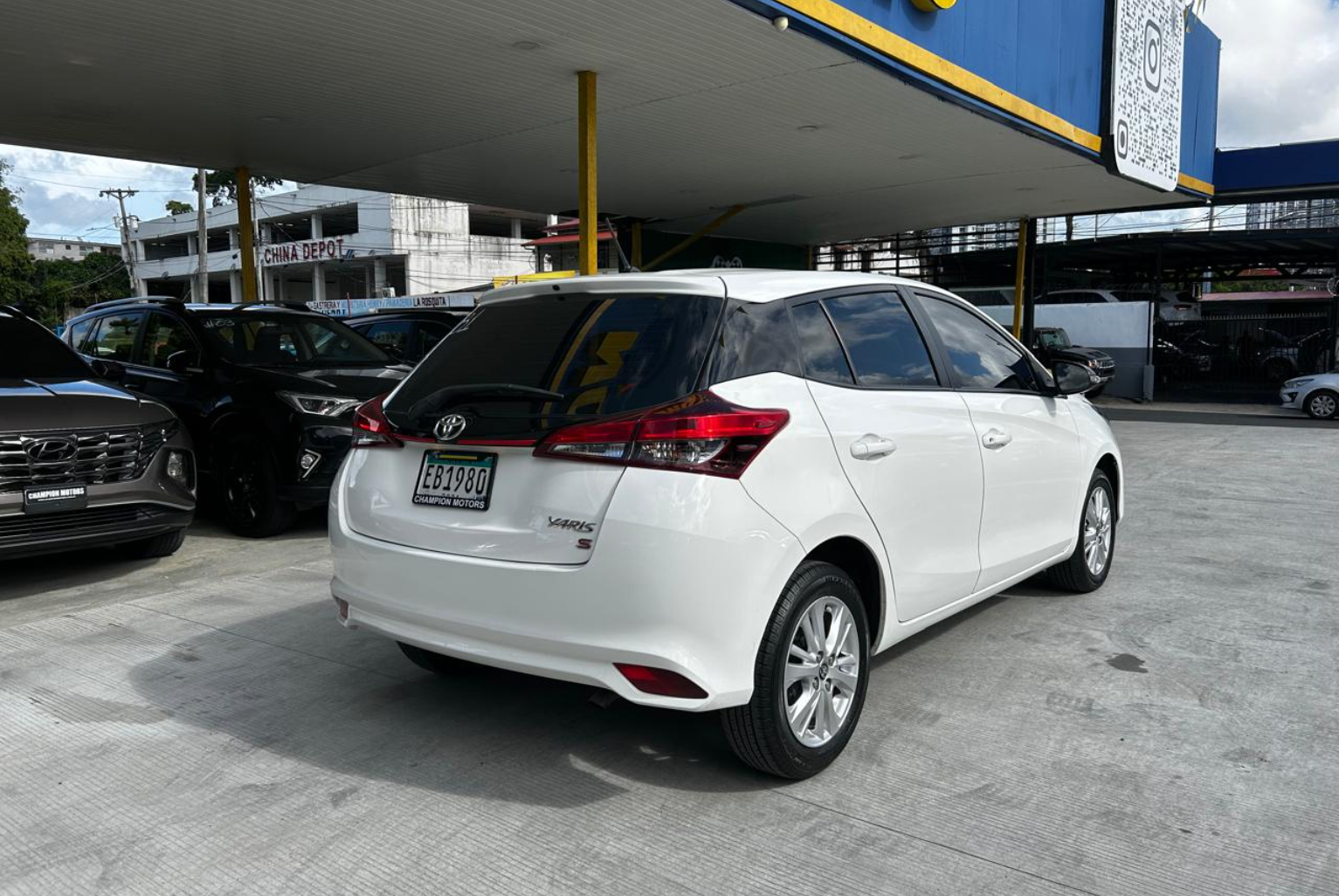 Toyota Yaris 2020 Automático color Blanco, Imagen #4