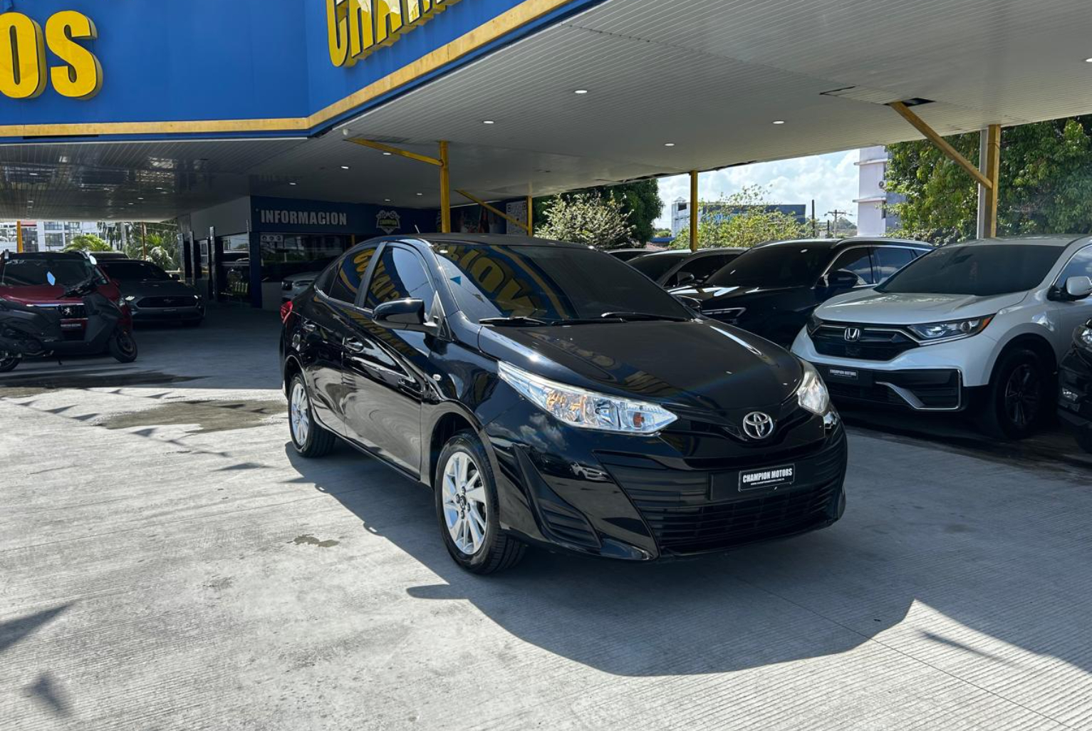 Toyota Yaris 2020 Automático color Negro, Imagen #3
