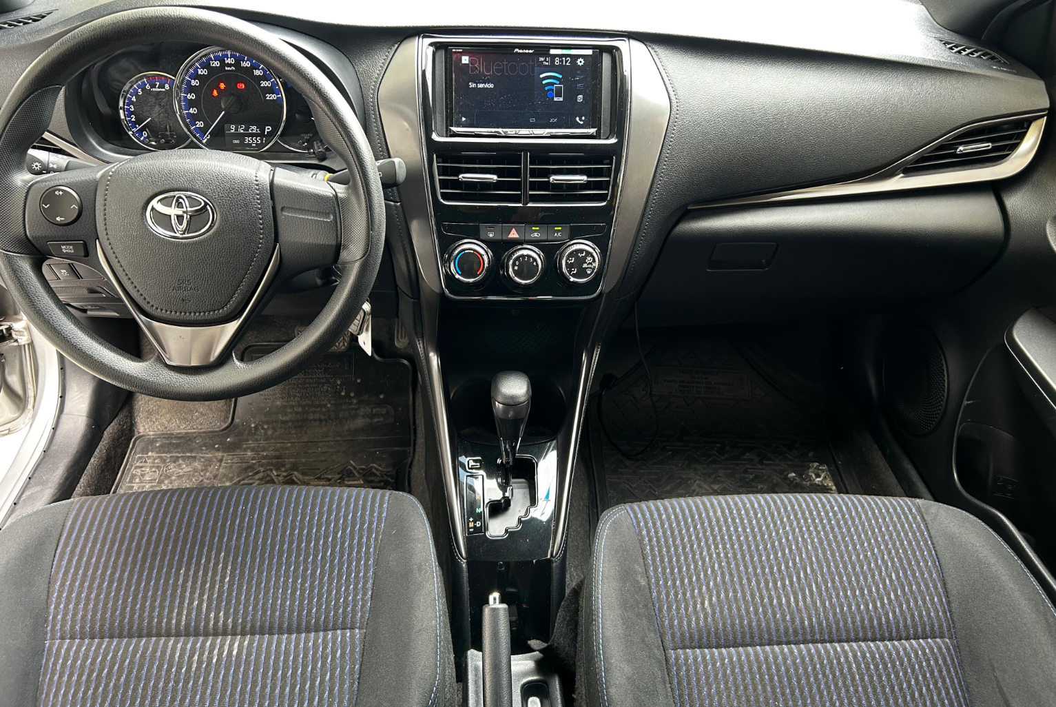 Toyota Yaris 2021 Automático color Plateado, Imagen #9