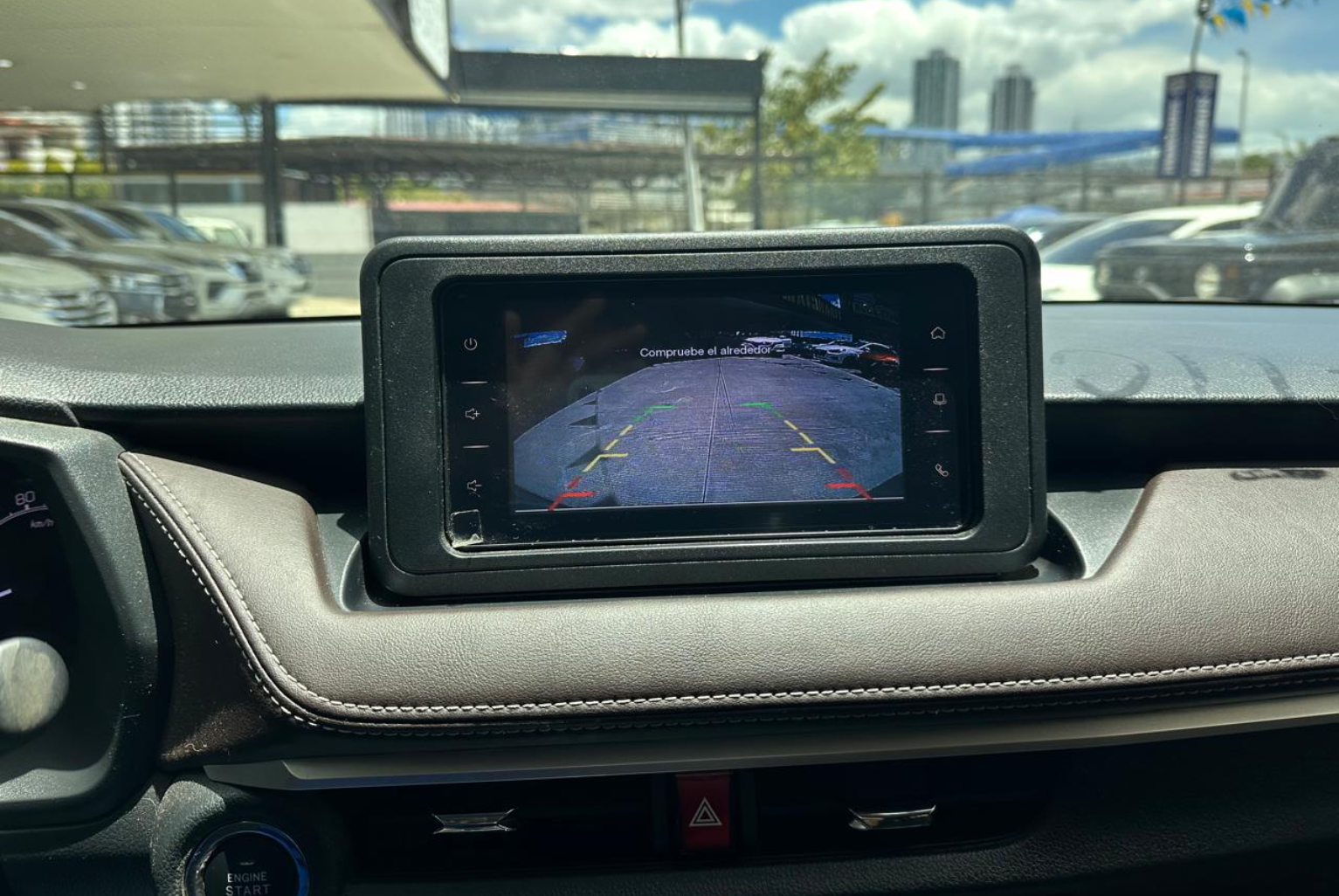 Toyota Yaris 2023 Automático color Gris, Imagen #13