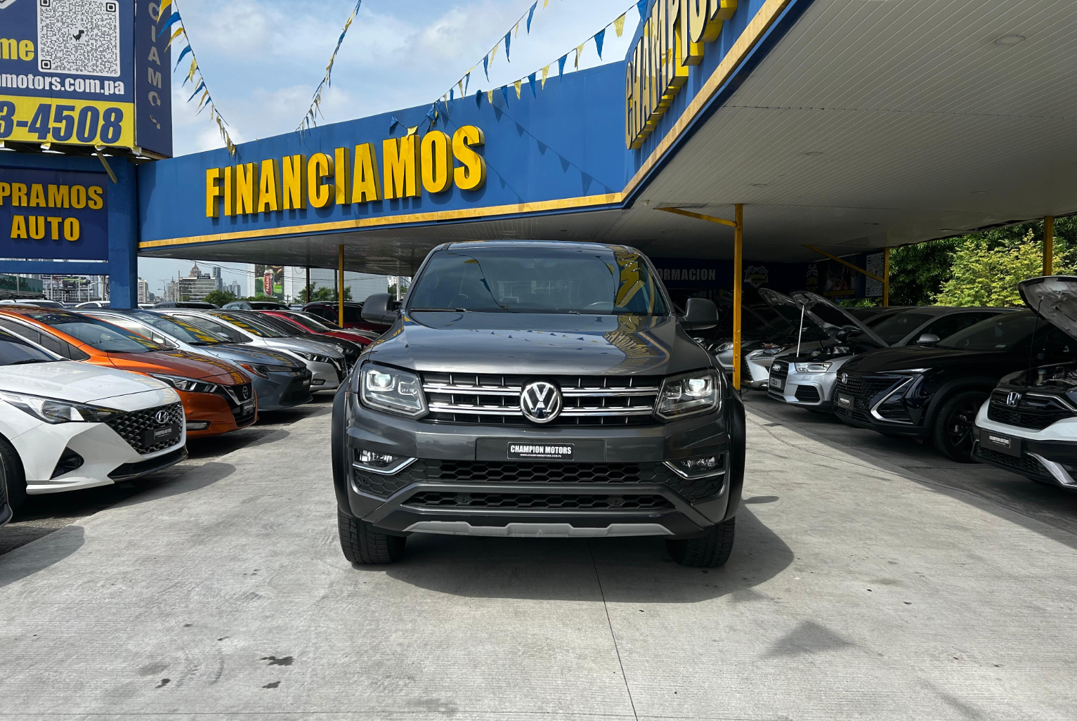 Volkswagen Amarok 2019 Automático color Gris, Imagen #2