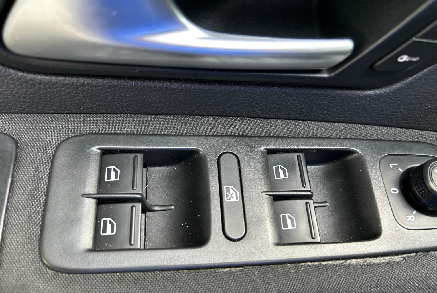 Volkswagen Amarok 2019 Automático color Gris, Imagen #10
