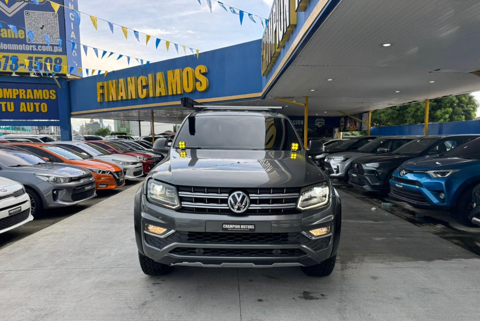 Volkswagen Amarok 2019 Automático color Gris, Imagen #2