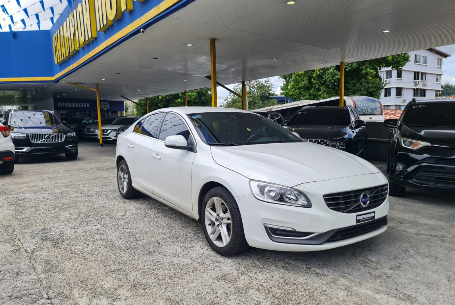 Volvo S60 2015 Automático color Blanco, Imagen #3