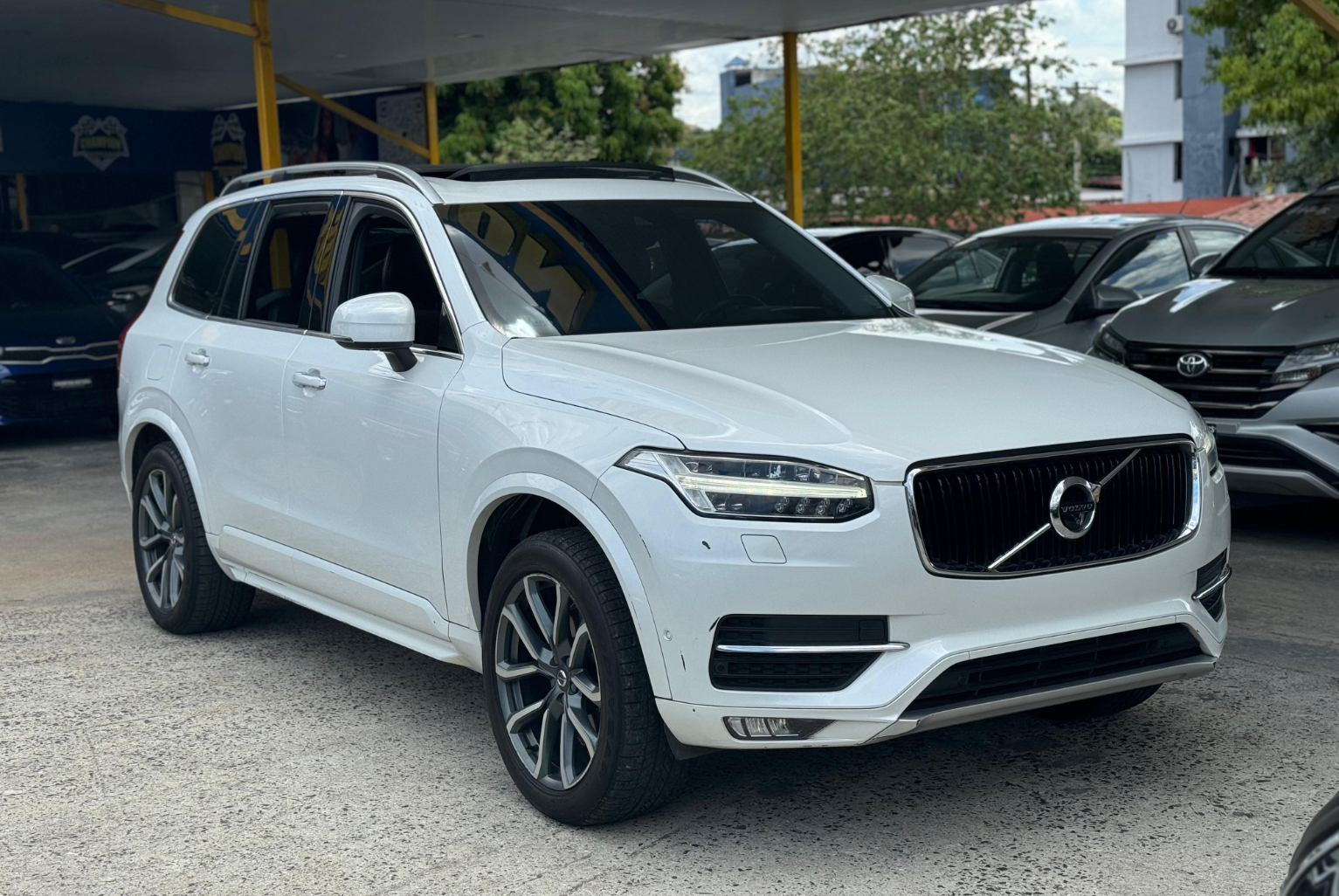 Volvo XC90 2018 Automático color Blanco, Imagen #3