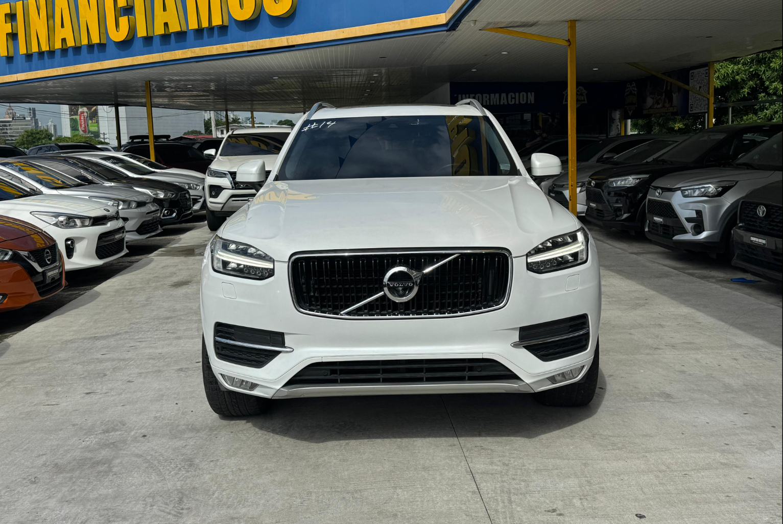 Volvo XC90 2018 Automático color Blanco, Imagen #2