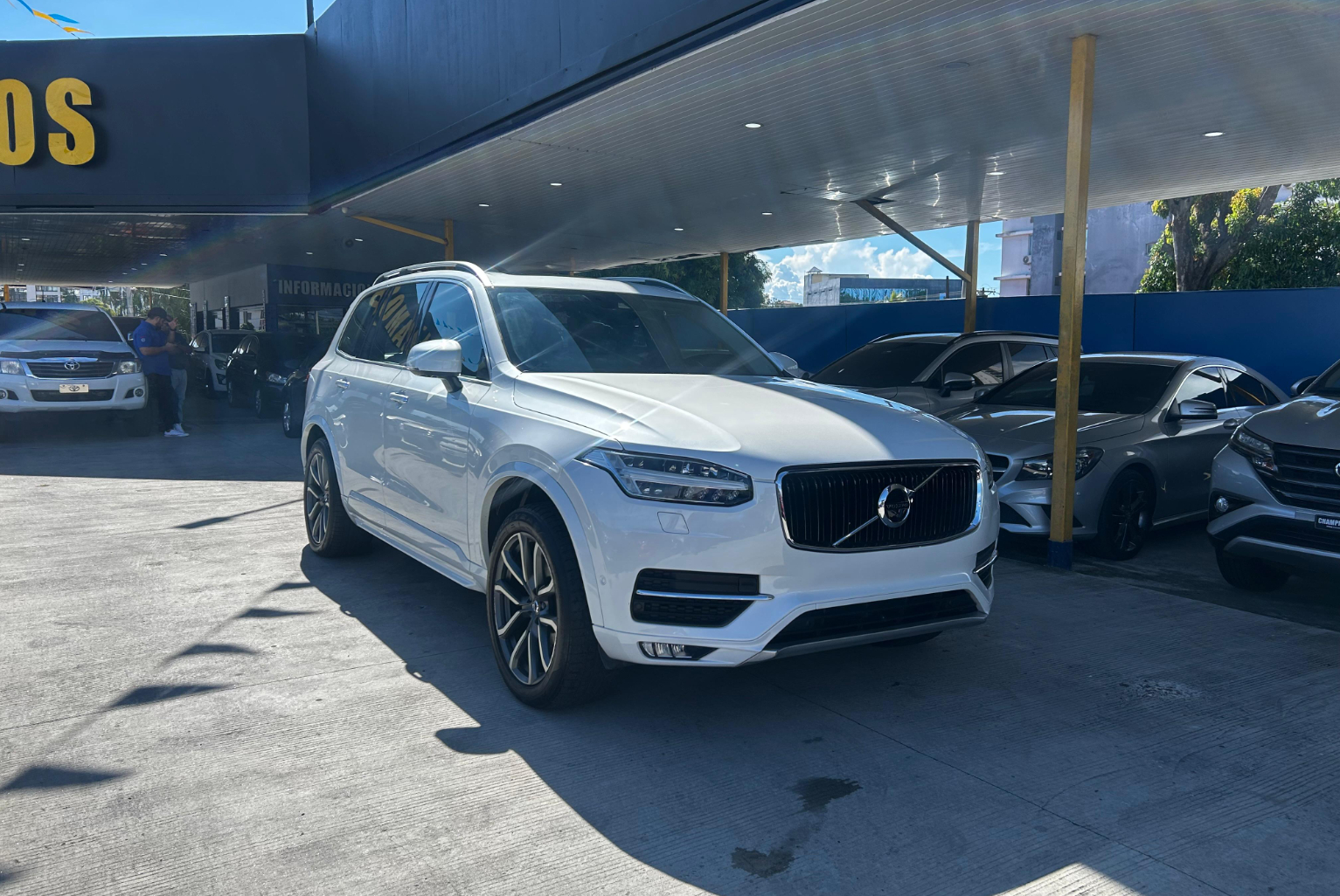 Volvo XC90 2018 Automático color Blanco, Imagen #3