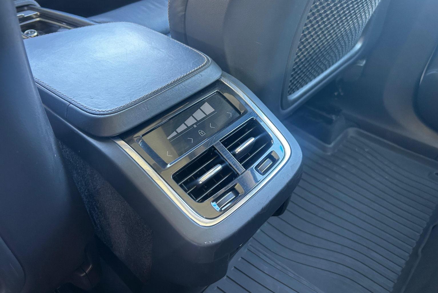 Volvo XC90 2018 Automático color Blanco, Imagen #12